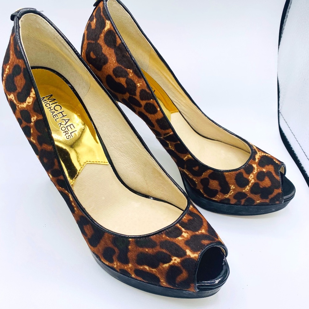 Micheal Kors Animal Print Pumps
